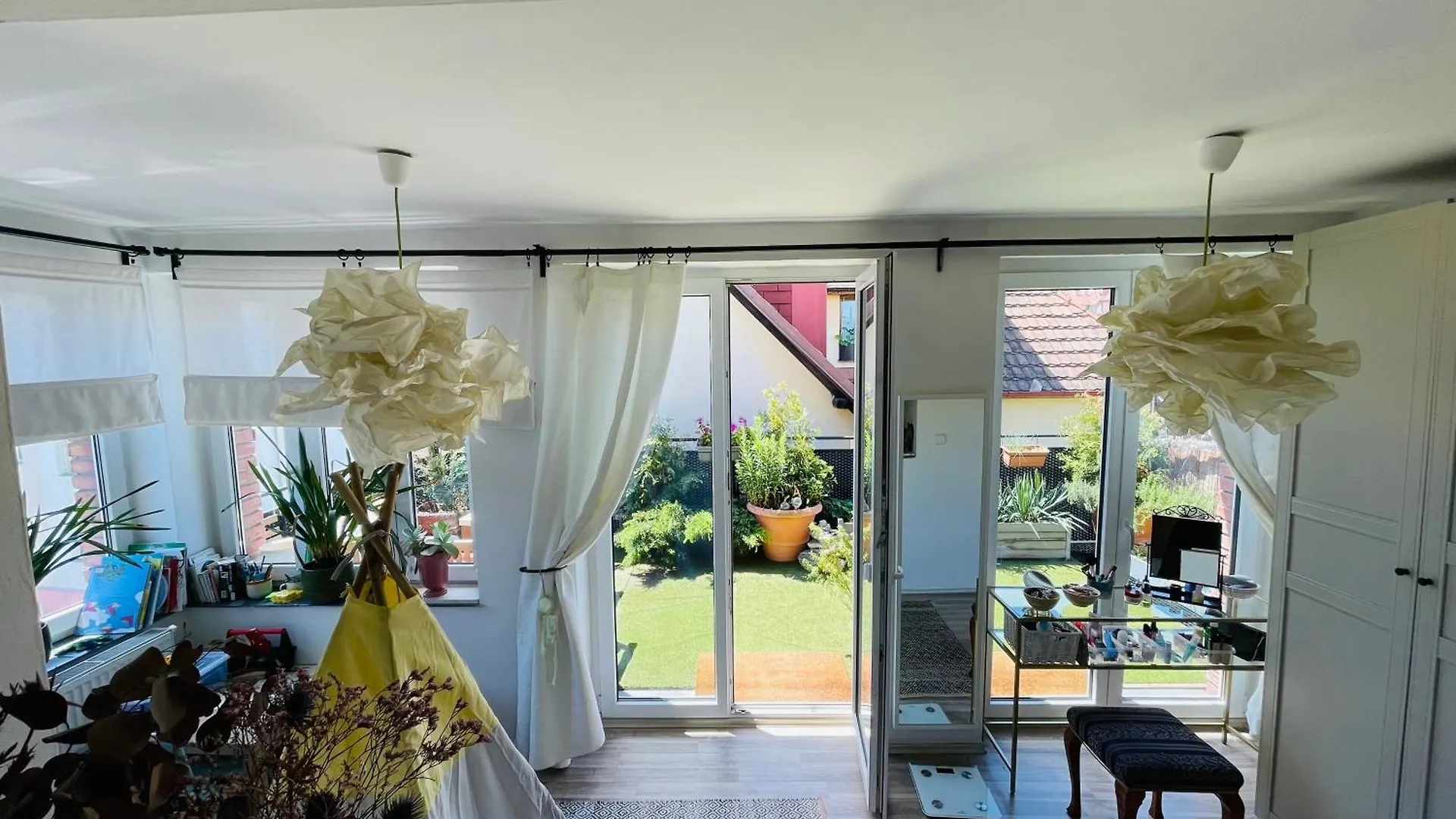Flat With Heart And Art Nearby Centre Of The Prague Apartment Czech Republic
